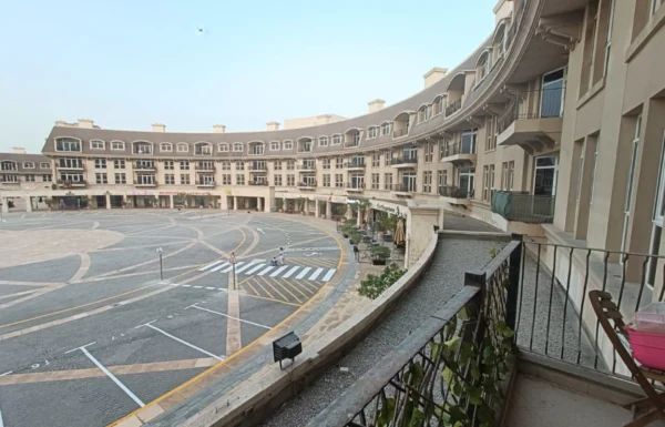 property_2233_68de65fcc3d76_1759405564_18057806271