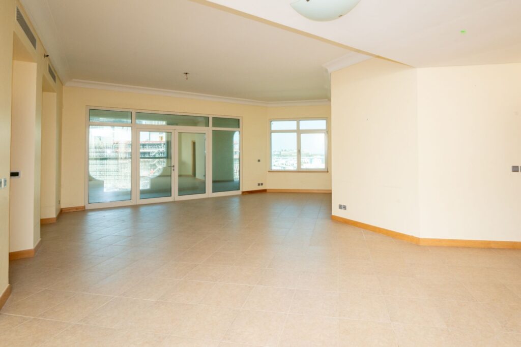 property_2429_6926a712ee612_1764140818_16619845864